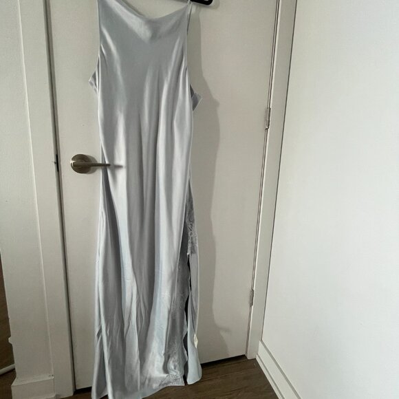 Blue Silk Halter Oak and Fort Dress - Picture 7 of 8